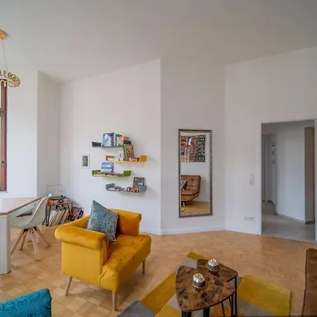 Stilvolle Augusta Ii