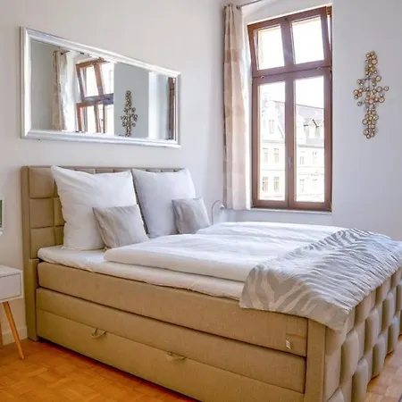 Stilvolle Augusta Ii